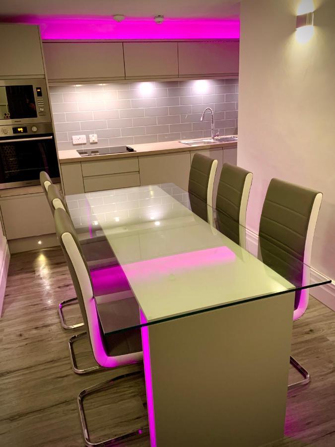 Salt-Rock Villa Blackpool Exterior foto